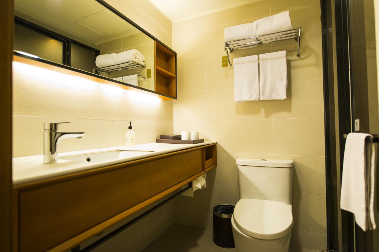 Ji Hotel Shanghai Kangqiao Xiupu Road Zewnętrze zdjęcie